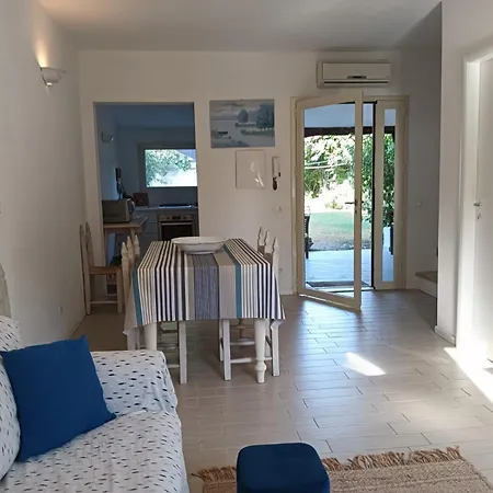 Hébergement de vacances Deliziosa 150 Metri Dal Mare Quartu SantʼElena